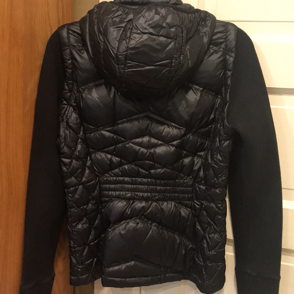 🌨CALVIN KLEIN LIGHT DOWN JACKET - Picture 3 of 9